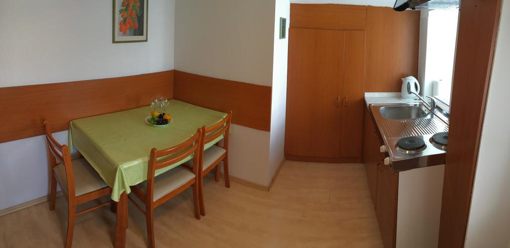 Apartments Tatjana Pag Kültér fotó