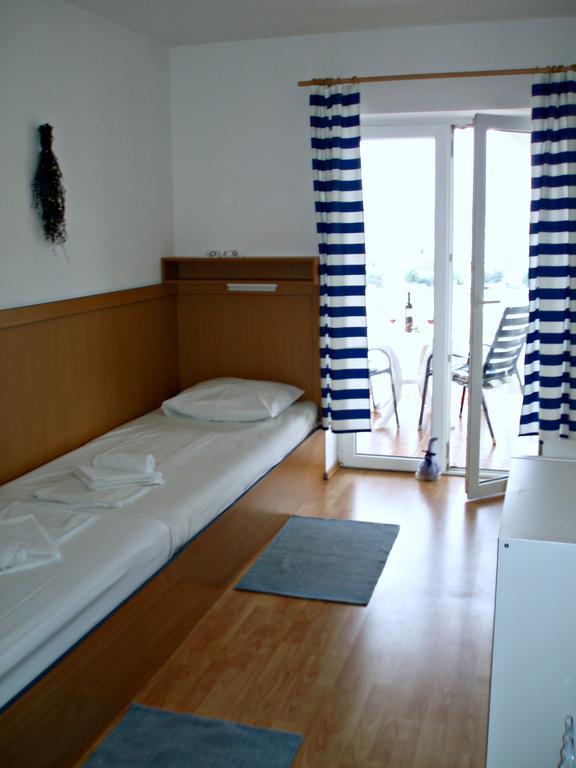 Apartments Tatjana Pag Kültér fotó